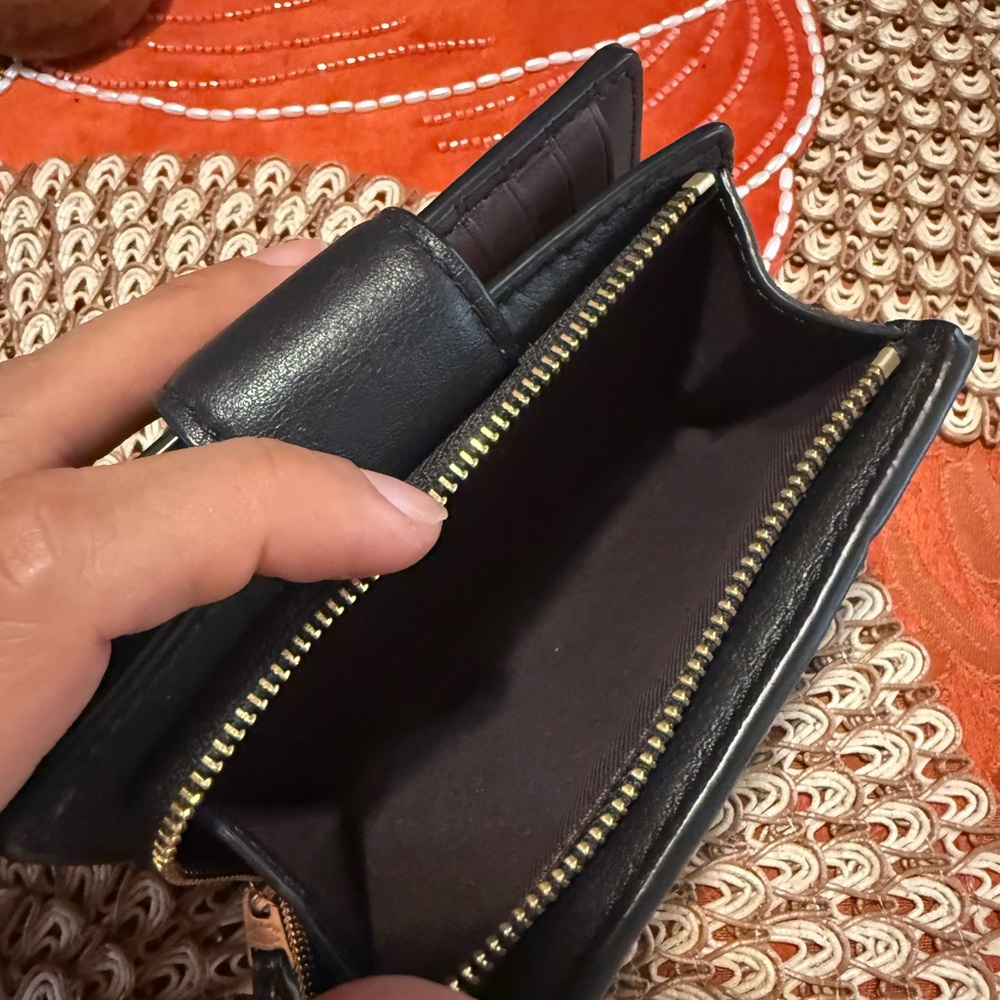 Coach Embossed Black Leather Wallet - Picture 6 of 6